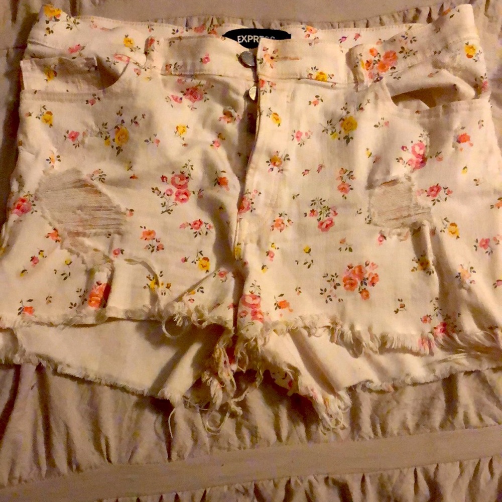 Express denim flowered shorts